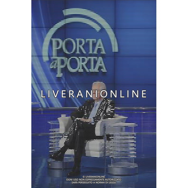IL PRESIDENTE DEL CONSIGLIO MARIO MONTI OSPITE DELLA TRASMISSIONE TELEVISIVA \'PORTA A PORTA\' CONDOTTA DA BRUNO VESPA - ROMA 06/12/2011 ©CORRADETTI/AGENZIA ALDO LIVERANI SAS