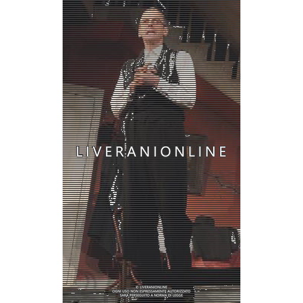 \'The Ladykillers\' cast photocall for new production at the Gielgud Theatre, Shaftesbury Avenue, London - December 5th 2011 This new stage adaptation by Graham Linehan stars - PETER CAPALDI as Professor Marcus, MARCIA WARREN as Mrs Wilberforce, BEN MILLER as Louis, JAMES FLEET as Major Courtney, CLIVE ROWE as One Round and STEPHEN WIGHT as Harry - ©photoshot/Agenzia Aldo Liverani Sas - ITALY ONLY - Photocall di presentazione dello spettacolo teatrale \'The Ladykillers\' per la nuova produzione al Teatro Gielgud, Shaftesbury Avenue, Londra - 5 DICEMBRE 2011