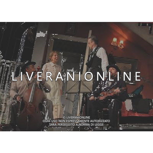 \'The Ladykillers\' cast photocall for new production at the Gielgud Theatre, Shaftesbury Avenue, London - December 5th 2011 This new stage adaptation by Graham Linehan stars - PETER CAPALDI as Professor Marcus, MARCIA WARREN as Mrs Wilberforce, BEN MILLER as Louis, JAMES FLEET as Major Courtney, CLIVE ROWE as One Round and STEPHEN WIGHT as Harry - ©photoshot/Agenzia Aldo Liverani Sas - ITALY ONLY - Photocall di presentazione dello spettacolo teatrale \'The Ladykillers\' per la nuova produzione al Teatro Gielgud, Shaftesbury Avenue, Londra - 5 DICEMBRE 2011