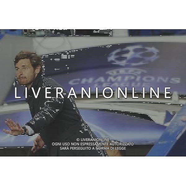 ©Sean Ryan å© IPS/å© Sean Ryan /IPS/MAXPPP - 06/12/2011 ; Chelsea, London ; UK - Chelsea manager Andre Villas-Boas..Chelsea v Valencia, .Champions League,.Group E,.Stamford Bridge, London. UK. .6/12/11,.photo: Sean Ryan / IPS Photo Agency.. mobile: 07971 400 939.Address: Thatched Cottage,Wretham,.Thetford, Norfolk IP24 1RH Office tel: 01953 499 403.. ******************* UK OUT ******************* *** Local Caption *** .