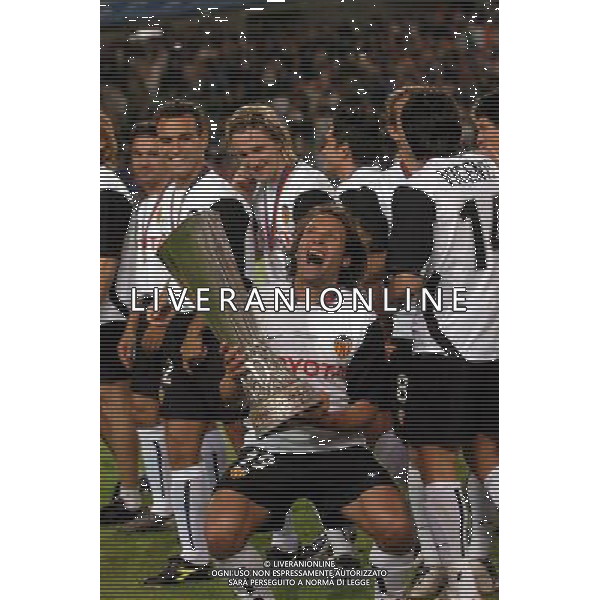 Goteborg (sve)19-05-2004 finale coppa UEFA 2003/04 valencia-marsiglia 2:0 nella foto esultanza valencia ph marco luzzani/ag aldo liverani s.a.s. 