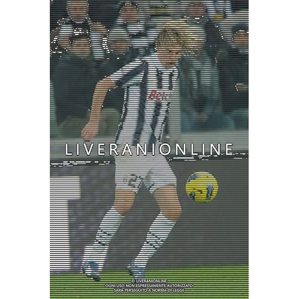Coppa Italia TIM - Ottavi di finale Torino 8-12-2011 Juventus - Bologna nella foto: Milos Krasic (Juventus) foto Roberto Garavaglia - ag. Aldo Liverani sas