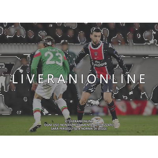 20111214 Paris Saint Germain-Athletic Club Bilbao Stade: Parc des Princes 2011 Football UEFA Europa League Phase de groupes Borja Ekiza (Bilbao) - Javier Pastore (PSG) - EUROPA LEAGUE - ©AG ALDO LIVERANI SAS - ITALY ONLY - 