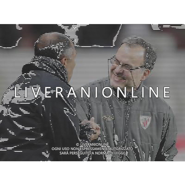 20111214 Paris Saint Germain-Athletic Club Bilbao Stade: Parc des Princes 2011 Football UEFA Europa League Phase de groupes Antoine Kombouare (PSG) - Marcelo Bielsa (Bilbao) - EUROPA LEAGUE - ©AG ALDO LIVERANI SAS - ITALY ONLY - 