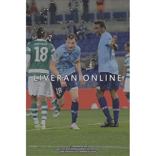 Roma - 14/12/2011 - Stadio Olimpico - Uefa Europa League 2011/2012 - Fase a gironi (Gruppo D) - Lazio vs Sporting Lisbona - nella foto: Libor Kozak esulta dopo il gol å© Fabrizio Corradetti - Ag. Aldo Liverani sas