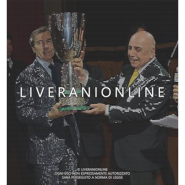 Assemblea Ordinaria Lega Calcio Serie A Desenzano del Garda (Brescia) - 19.12.2011 Nella Foto:braida e galliani con la supercoppa /Ph.Vitez-Ag. Aldo Liverani