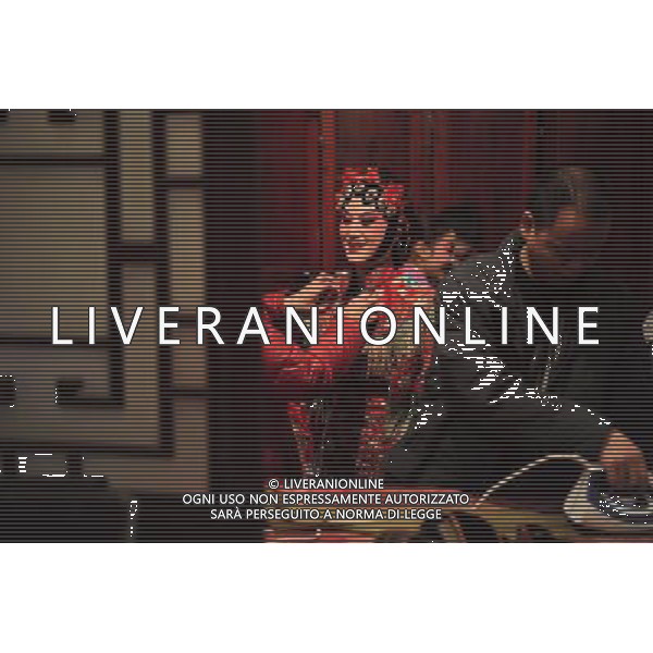 (111219) -- CHENGDU, Dec. 19, 2011 () -- An actress makes up during a Chuan Opera at a teahouse in Chengdu, capital of northwest China\'s Sichuan province, Dec. 17, 2011. As one of China\'s oldest regional operas, Chuan Opera is popular in Sichuan Province and some parts of Yunnan and Guizhou provinces. (/Li Qiaoqiao) - Xinhua/Photoshot - ag. aldo liverani sas italy only CHENGDU - rappresentazione opera teatrale