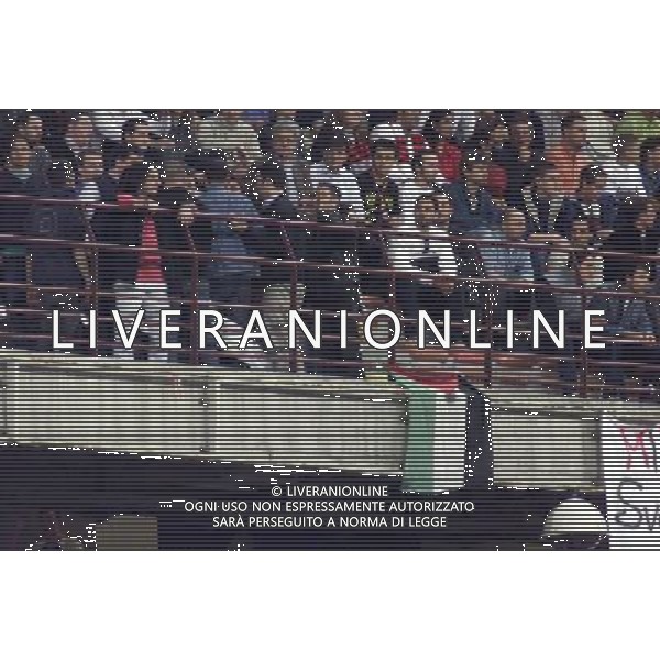 MILANO, 11-04-02 DFP/ MARCO LUSSOSO MILAN-HAPOEL TELAVIV (COPPA UEFA) NELLA FOTO: CONTESTAZIONE PER LA PALESTINA AG ALDO LIVERANI S A S