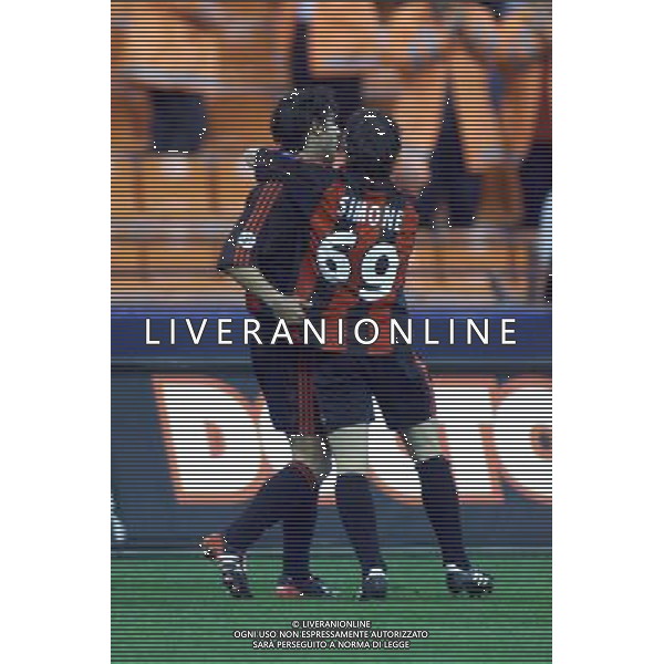 MILANO, 11-04-02 DFP/ MARCO LUSSOSO MILAN-HAPOEL TELAVIV (COPPA UEFA) NELLA FOTO: ESULTANZA MILAN AG ALDO LIVERANI S A S