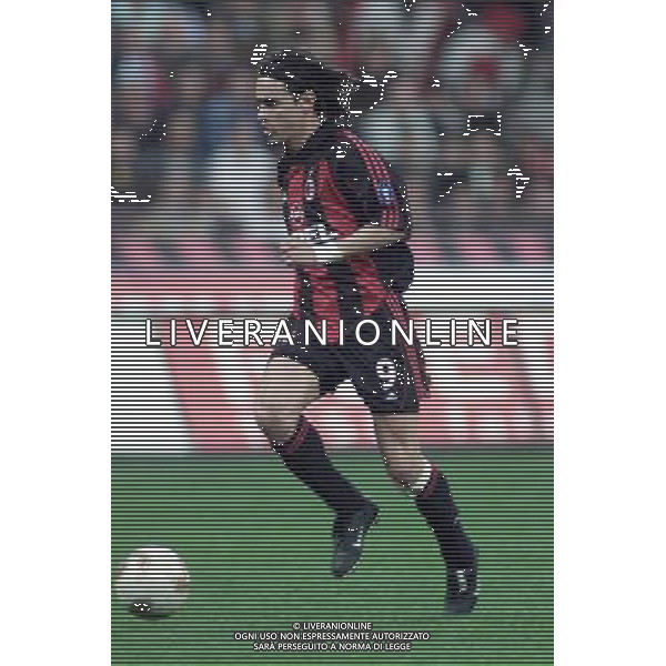MILANO, 11-04-02 DFP/ MARCO LUSSOSO MILAN-HAPOEL TELAVIV (COPPA UEFA) NELLA FOTO: FILIPPO INZAGHI AG ALDO LIVERANI S A S