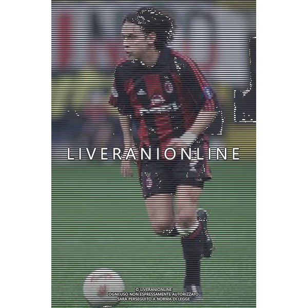 MILANO, 11-04-02 DFP/ MARCO LUSSOSO MILAN-HAPOEL TELAVIV (COPPA UEFA) NELLA FOTO: FILIPPO INZAGHI AG ALDO LIVERANI S A S