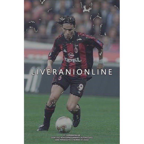 MILANO, 11-04-02 DFP/ MARCO LUSSOSO MILAN-HAPOEL TELAVIV (COPPA UEFA) NELLA FOTO: FILIPPO INZAGHI AG ALDO LIVERANI S A S