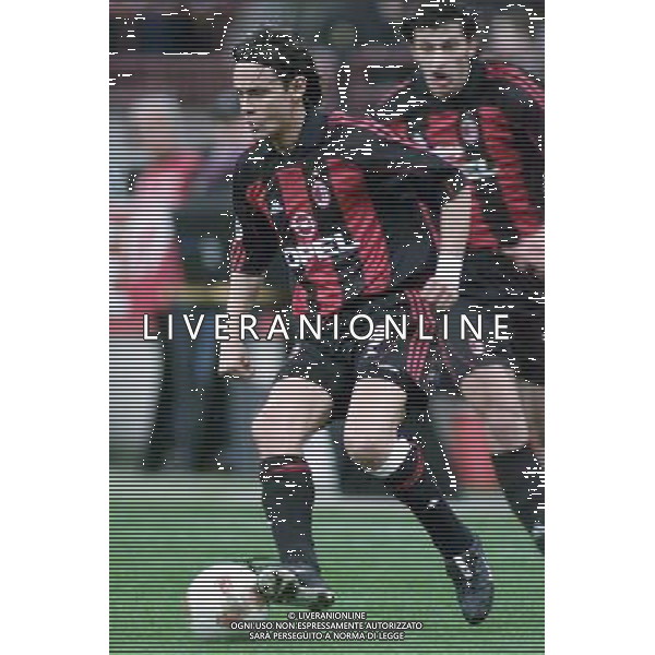 MILANO, 11-04-02 DFP/ MARCO LUSSOSO MILAN-HAPOEL TELAVIV (COPPA UEFA) NELLA FOTO: FILIPPO INZAGHI AG ALDO LIVERANI S A S