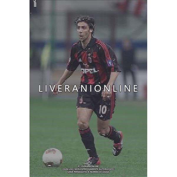 MILANO, 11-04-02 DFP/ MARCO LUSSOSO MILAN-HAPOEL TELAVIV (COPPA UEFA) NELLA FOTO: MANUEL RUI COSTA AG ALDO LIVERANI S A S
