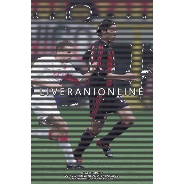 MILANO, 11-04-02 DFP/ MARCO LUSSOSO MILAN-HAPOEL TELAVIV (COPPA UEFA) NELLA FOTO: MANUEL RUI COSTA AG ALDO LIVERANI S A S