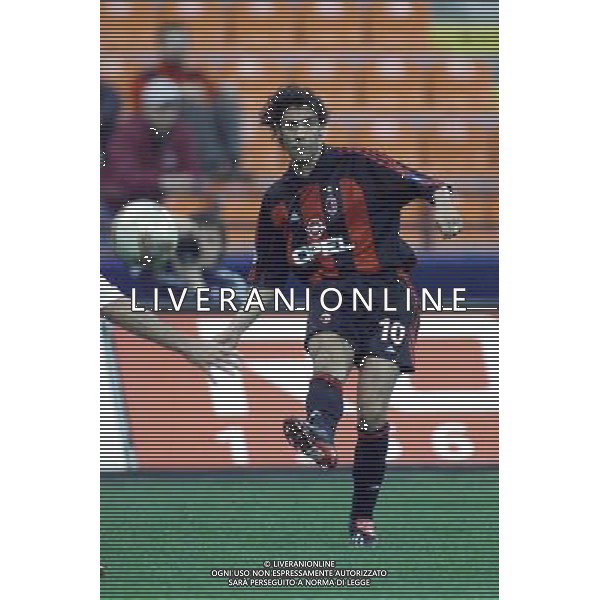 MILANO, 11-04-02 DFP/ MARCO LUSSOSO MILAN-HAPOEL TELAVIV (COPPA UEFA) NELLA FOTO: MANUEL RUI COSTA AG ALDO LIVERANI S A S