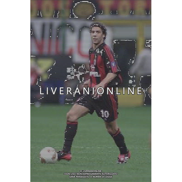 MILANO, 11-04-02 DFP/ MARCO LUSSOSO MILAN-HAPOEL TELAVIV (COPPA UEFA) NELLA FOTO: MANUEL RUI COSTA AG ALDO LIVERANI S A S