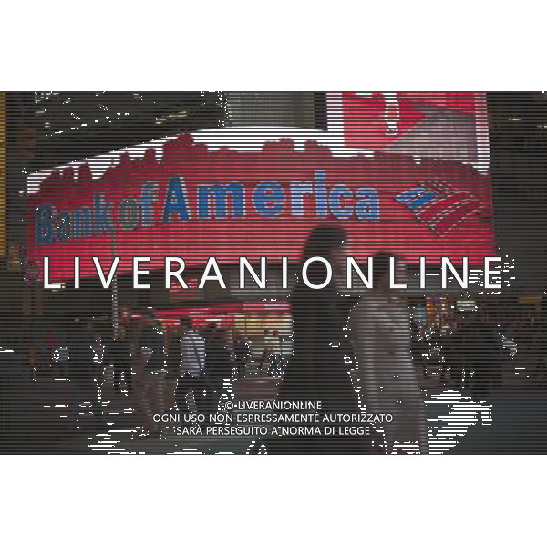 The Bank of America illuminated sign in Times Square is seen on Tuesday, October 12, 2010. ( Richard B. Levine) - Photoshot - ag. aldo liverani sas italy only new york - insegna della \' bank of america\' a Times Square