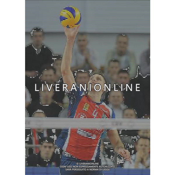22.12.2011 KEDZIERZYN-KOZLE CZECHY SIATKOWKA MEZCZYZN CEV LIGA MISTRZOW SEZON 2011/2012 2012 CEV VOLLEYBALL CHAMPIONS LEAGUE MEN ZAKSA - TRENTINO VOLLEY PLANETWIN365 N/Z ROUZIER ANTONIN FOT LUKASZ LASKOWSKI / PRESSFOCUS NEWSPIXPL --- Newspix.pl ITALY ONLY- CEV Voleyball Champions League Zaksa Kedzierzyn-Kozle (czerwone) - Trentino Volley (biale) ©AG ALDO LIVERANI SAS *** Local Caption *** .