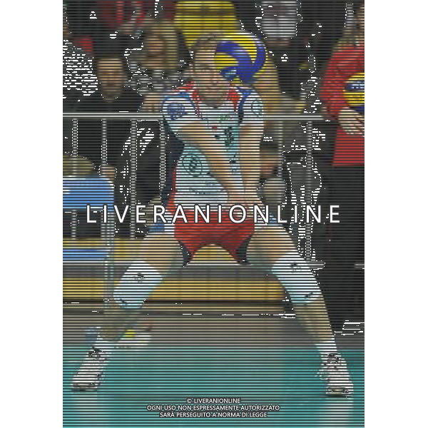 22.12.2011 KEDZIERZYN-KOZLE CZECHY SIATKOWKA MEZCZYZN CEV LIGA MISTRZOW SEZON 2011/2012 2012 CEV VOLLEYBALL CHAMPIONS LEAGUE MEN ZAKSA - TRENTINO VOLLEY PLANETWIN365 N/Z GACEK PIOTR FOT LUKASZ LASKOWSKI / PRESSFOCUS NEWSPIXPL --- Newspix.pl ITALY ONLY- CEV Voleyball Champions League Zaksa Kedzierzyn-Kozle (czerwone) - Trentino Volley (biale) ©AG ALDO LIVERANI SAS *** Local Caption *** .