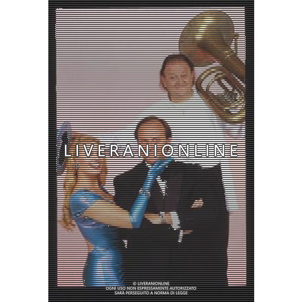 TRASMISSIONE TELEVISIVA IL CIRCO DELLE STELLE 2006 NELLA FOTO GERRY SCOTTI- MASSIMO BOLDI-WENDY WINDHAM AG ALDO LIVERANI
