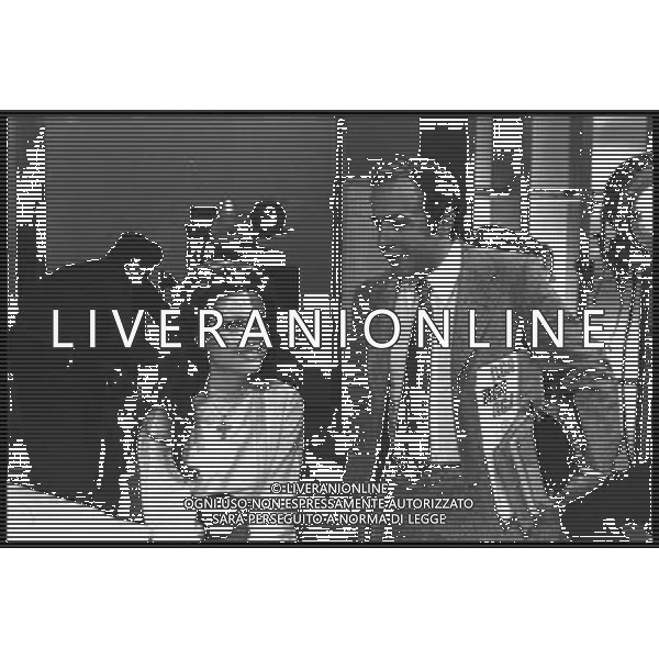 TRASMISSIONE TELEVISIVA CINQUANTA STORIA DELL TV DA CHI L\'HA FATTA A CHI L\'HA VISTA 2003 NELLA FOTO GIGLIOLA CINQUETTI AG ALDO LIVERANI
