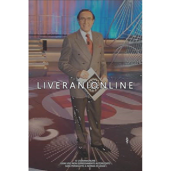 TRASMISSIONE TELEVISIVA CINQUANTA STORIA DELL TV DA CHI L\'HA FATTA A CHI L\'HA VISTA 2003 NELLA FOTO PIPPO BAUDO AG ALDO LIVERANI