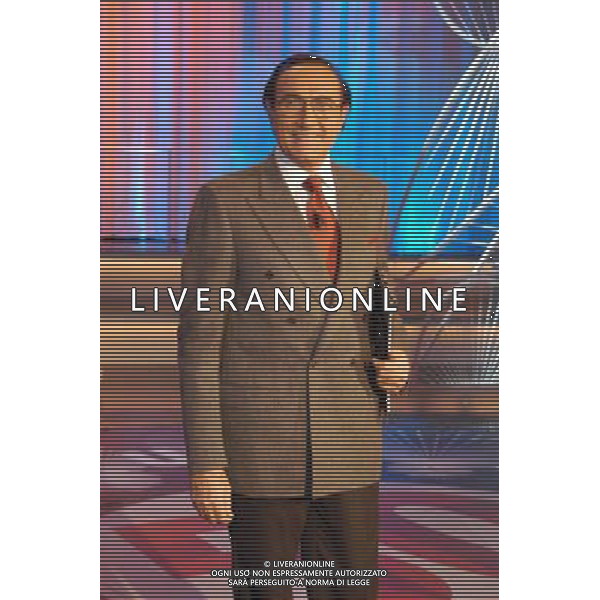 TRASMISSIONE TELEVISIVA CINQUANTA STORIA DELL TV DA CHI L\'HA FATTA A CHI L\'HA VISTA 2003 NELLA FOTO PIPPO BAUDO AG ALDO LIVERANI
