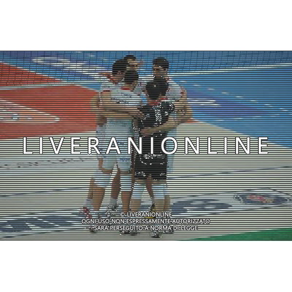 Lega Volley Serie A1 Maschile 2011/2012 12Á Giornata Trento - 29.12.2011 Itas Diatec Trentino-Marmi Lanza Verona Nella Foto:Trento Gruppo Esulta /Ph.Vitez-Ag. Aldo Liverani