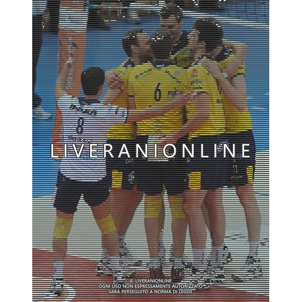 Lega Volley Serie A1 Maschile 2011/2012 12Á Giornata Trento - 29.12.2011 Itas Diatec Trentino-Marmi Lanza Verona Nella Foto:Verona Gruppo Esulta /Ph.Vitez-Ag. Aldo Liverani