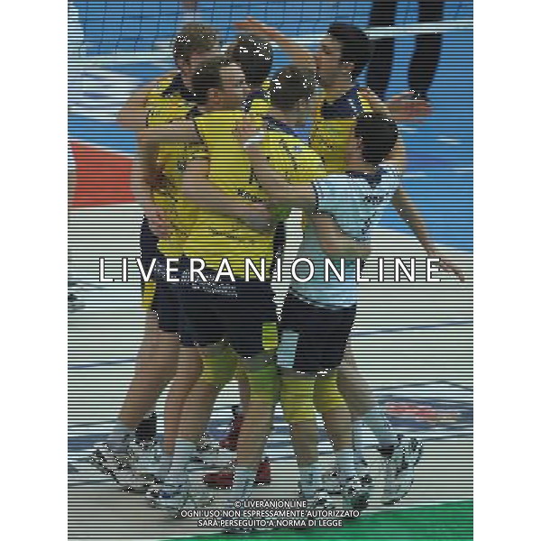Lega Volley Serie A1 Maschile 2011/2012 12Á Giornata Trento - 29.12.2011 Itas Diatec Trentino-Marmi Lanza Verona Nella Foto:Verona Gruppo Esulta /Ph.Vitez-Ag. Aldo Liverani