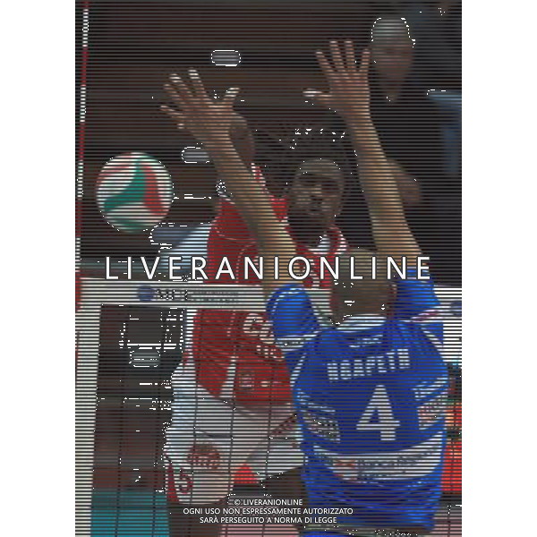 PIACENZA 29/12/2011 - COPRA ELIOR PIACENZA VS BRE BANCA LANNUTTI CUNEO - NELLA FOTO: MORY SIDIBE - FOTO FRANCESCA SOLI / AGENZIA ALDO LIVERANI