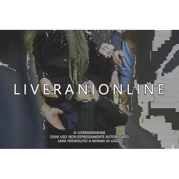 (111229) -- DAMASCUS, Dec. 29, 2011 () -- A woman cries as her son receives surgery after being attacked at Abdul-Qader Shafta hospital in Homs, Syria, Dec. 29, 2011. Mohammad Mustafa al-Dabi, the head of Arab League (AL) observer mission, told the private Addounia TV on Wednesday that the situation in Homs is \'placatory till now,\' and has unequivocally confessed the presence of \'gunmen\' in the city. (/Li Muzi) /photoshot/AG ALDO LIVERANI SAS - ITALY ONLY