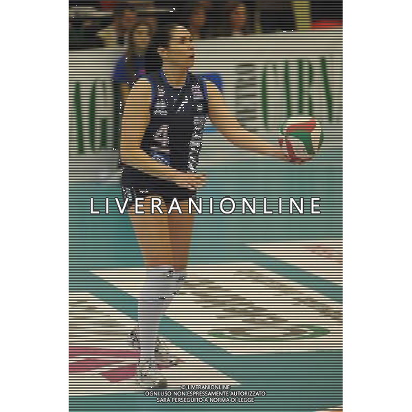 Campionato Pallavolo Serie A1 Femminile - 11Á giornata Castellanza (VA) - 29/12/2011 MC Carnaghi Villa Cortese - Yamamay Busto Arsizio nella foto: Lindsey Berg (MC Carnaghi Villa Cortese) foto Roberto Garavaglia - ag. Aldo Liverani sas