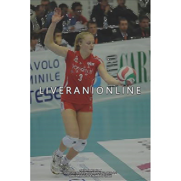 Campionato Pallavolo Serie A1 Femminile - 11Á giornata Castellanza (VA) - 29/12/2011 MC Carnaghi Villa Cortese - Yamamay Busto Arsizio nella foto: Carli Lloyd (Yamamay Busto Arsizio) foto Roberto Garavaglia - ag. Aldo Liverani sas
