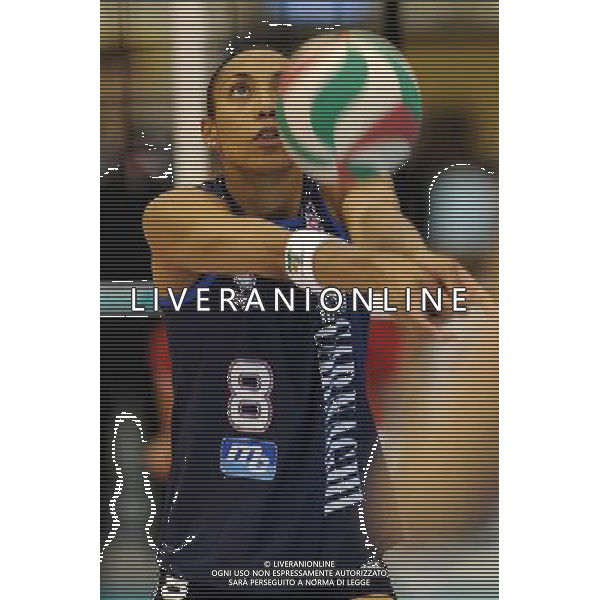 Campionato Pallavolo Serie A1 Femminile - 11Á giornata Castellanza (VA) - 29/12/2011 MC Carnaghi Villa Cortese - Yamamay Busto Arsizio nella foto: Aurea Cruz (MC Carnaghi Villa Cortese) foto Roberto Garavaglia - ag. Aldo Liverani sas