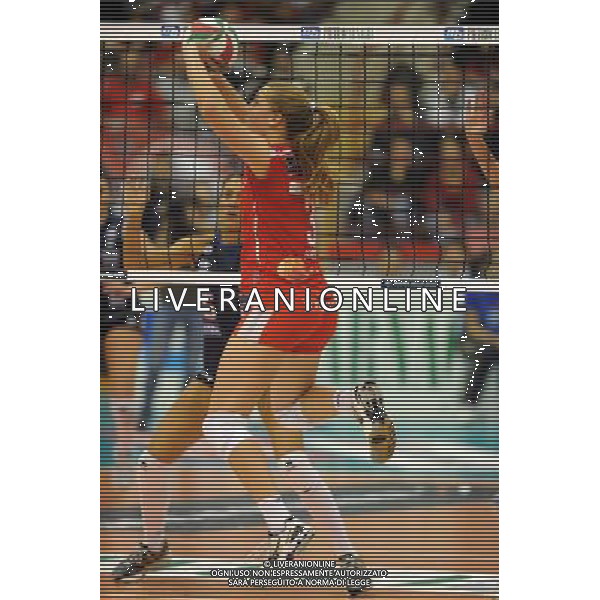 Campionato Pallavolo Serie A1 Femminile - 11Á giornata Castellanza (VA) - 29/12/2011 MC Carnaghi Villa Cortese - Yamamay Busto Arsizio nella foto: Carli Lloyd (Yamamay Busto Arsizio) foto Roberto Garavaglia - ag. Aldo Liverani sas