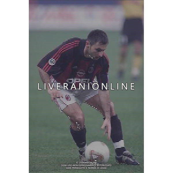 MILANO, 28-02-02 DFP/MARCO LUSSOSO MILAN - RODA (COPPA UEFA) NELLA FOTO: VARELA JAVI MORENO AG ALDO LIVERANI S A S