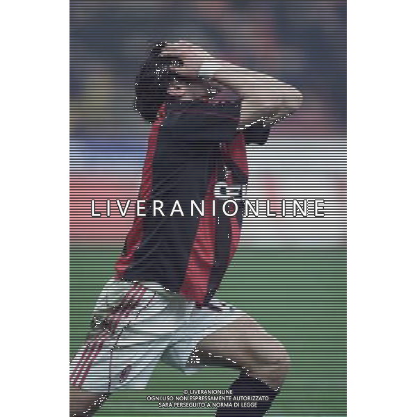 MILANO, 28-02-02 DFP/MARCO LUSSOSO MILAN - RODA (COPPA UEFA) NELLA FOTO: KAKHA KALADZE AG ALDO LIVERANI S A S