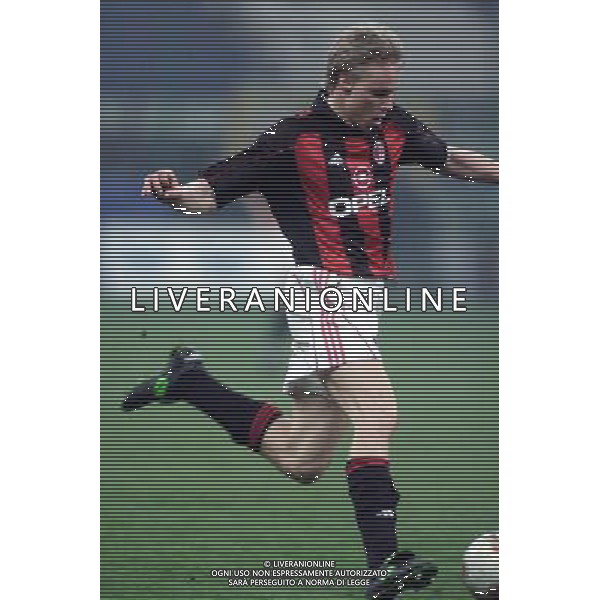 MILANO, 28-02-02 DFP/MARCO LUSSOSO MILAN - RODA (COPPA UEFA) NELLA FOTO: MARTIN LAURSEN AG ALDO LIVERANI S A S
