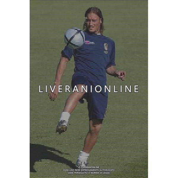 COVERCIANO NAZIONALE ITALIANA25/05/2004 NELLA FOTO TOTTI FRANCESCO AGENZIA ALDO LIVERANI