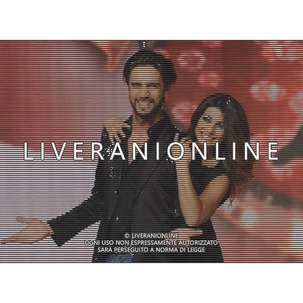 Roma - 04/01/2012 - Auditorium Rai - Presentazione della trasmissione TV \' Ballando con le stelle \' - nella foto: Alex Belli e Samantha Togni å© Fabrizio Corradetti - Ag. Aldo Liverani sas