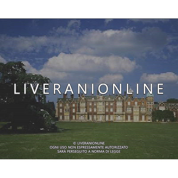 Sandringham House © photoshot - ag. aldo liverani sas italy only SANDRINGHAM HOUSE - LA RESIDENZA DI CAMPAGNA DELLA REGINA ELISABETTA II D\'INGHILTERRA ( REALI INGLESI)