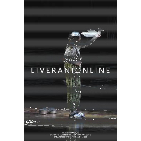 Cirque Du Soleil perform Totem at the Albert Hall. London 4th January 2011. ©photoshot/Agenzia Aldo Liverani Sas - ITALY ONLY - Artisti del Cirque Du Soleil durante le Prove dello spettacolo \'Totem\' al Royal Albert Hall di Londra, Inghilterra 4 gennaio 2012