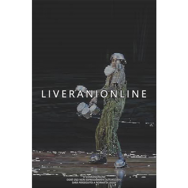 Cirque Du Soleil perform Totem at the Albert Hall. London 4th January 2011. ©photoshot/Agenzia Aldo Liverani Sas - ITALY ONLY - Artisti del Cirque Du Soleil durante le Prove dello spettacolo \'Totem\' al Royal Albert Hall di Londra, Inghilterra 4 gennaio 2012