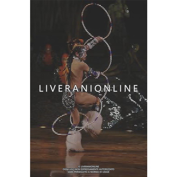 Cirque Du Soleil perform Totem at the Albert Hall. London 4th January 2011. ©photoshot/Agenzia Aldo Liverani Sas - ITALY ONLY - Artisti del Cirque Du Soleil durante le Prove dello spettacolo \'Totem\' al Royal Albert Hall di Londra, Inghilterra 4 gennaio 2012