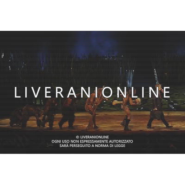 Cirque Du Soleil perform Totem at the Albert Hall. London 4th January 2011. ©photoshot/Agenzia Aldo Liverani Sas - ITALY ONLY - Artisti del Cirque Du Soleil durante le Prove dello spettacolo \'Totem\' al Royal Albert Hall di Londra, Inghilterra 4 gennaio 2012