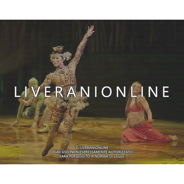 Artists from Cirque Du Soleil: Totem perform at Royal Albert Hall on January 4, 2012 in London, England. Picture Zenon Stefaniak ©photoshot/Agenzia Aldo Liverani Sas - ITALY ONLY - Artisti del Cirque Du Soleil durante le Prove dello spettacolo \'Totem\' al Royal Albert Hall di Londra, Inghilterra 4 gennaio 2012