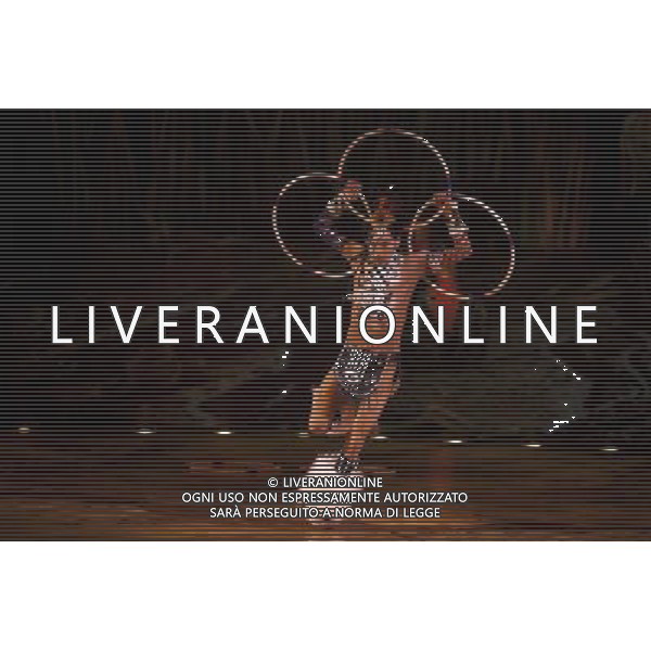 Artists from Cirque Du Soleil: Totem perform at Royal Albert Hall on January 4, 2012 in London, England. Picture Zenon Stefaniak ©photoshot/Agenzia Aldo Liverani Sas - ITALY ONLY - Artisti del Cirque Du Soleil durante le Prove dello spettacolo \'Totem\' al Royal Albert Hall di Londra, Inghilterra 4 gennaio 2012