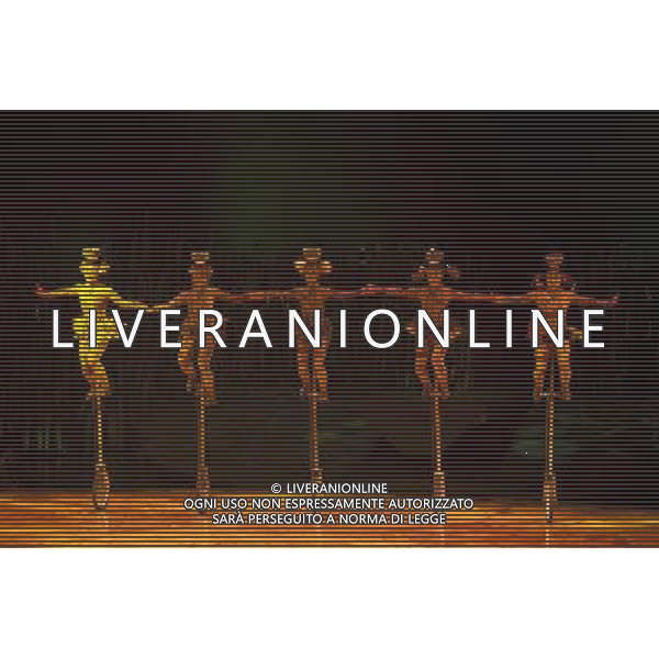 Artists from Cirque Du Soleil: Totem perform at Royal Albert Hall on January 4, 2012 in London, England. Picture Zenon Stefaniak ©photoshot/Agenzia Aldo Liverani Sas - ITALY ONLY - Artisti del Cirque Du Soleil durante le Prove dello spettacolo \'Totem\' al Royal Albert Hall di Londra, Inghilterra 4 gennaio 2012